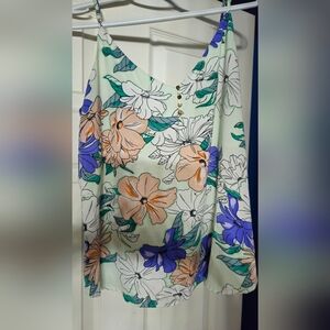 Floral top